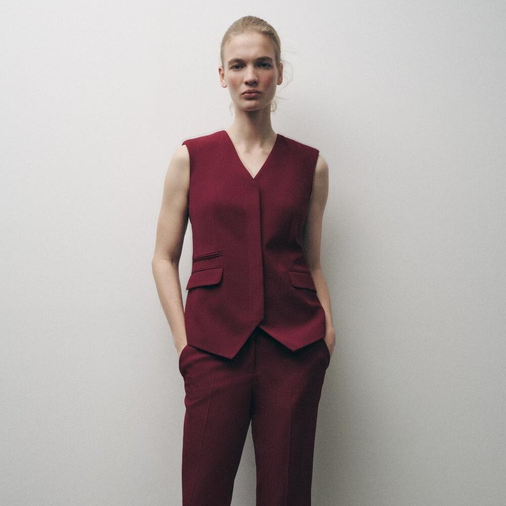 Zara Maroon Pockets Vest ZW Collection – Size Small Minimalist Chic Career NWT